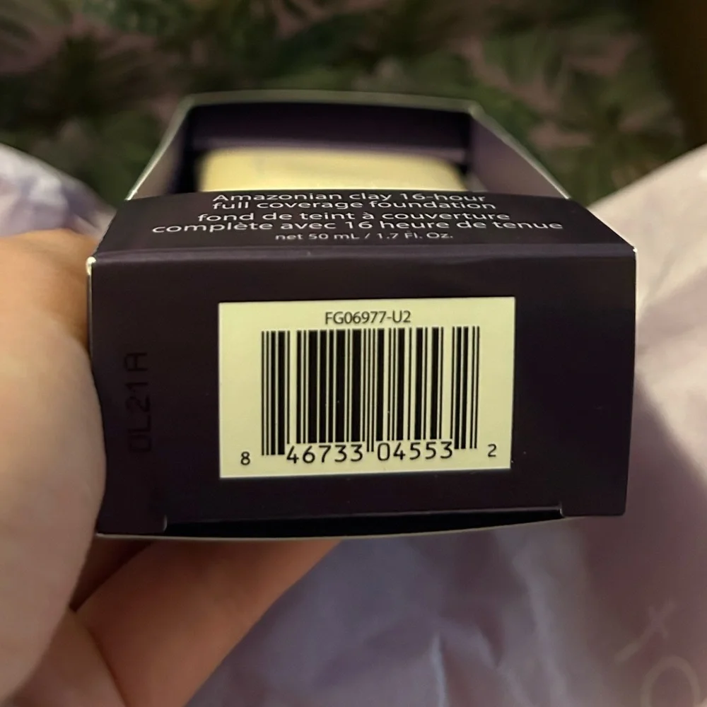 Tarte Amazonian Clay Foundation in Light Honey